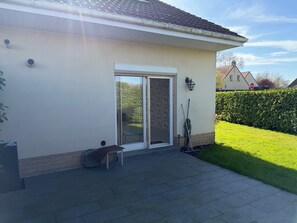 Exterior - Vrbo Property (Brêmes)