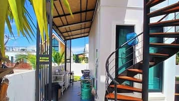 Villa - 4 soveværelser - ryger - privat pool | Terrasse/gårdhave