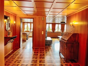 Oklassificerad bild, 2 av 11, knapp