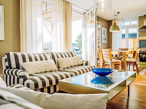 Oklassificerad bild, 2 av 15, knapp