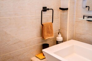 Vila Deluks, pemandangan gunung | Kamar mandi