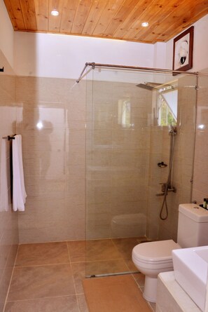Deluxe Villa, Mountain View | Bathroom shower - Greenland Villa Ella (Ella)