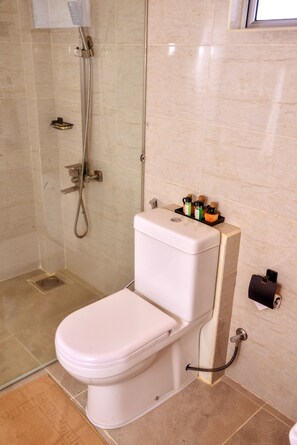 Deluxe villa, uitzicht op bergen | Badkamer