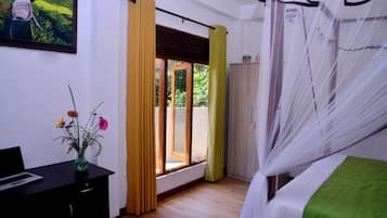 Villa Deluxe, vue sur la montagne | Bureau, espace de travail pour ordinateurs portables