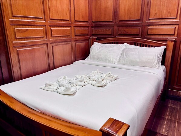 Standard Double Room - Sukhum Ban Songthai (Bangkok)