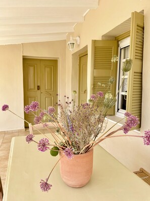 Interior - Gaea Pylos: Spacious family house near beaches (Pylos Nestoros)