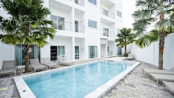 Leilighet, balkong, bassengutsikt | Basseng