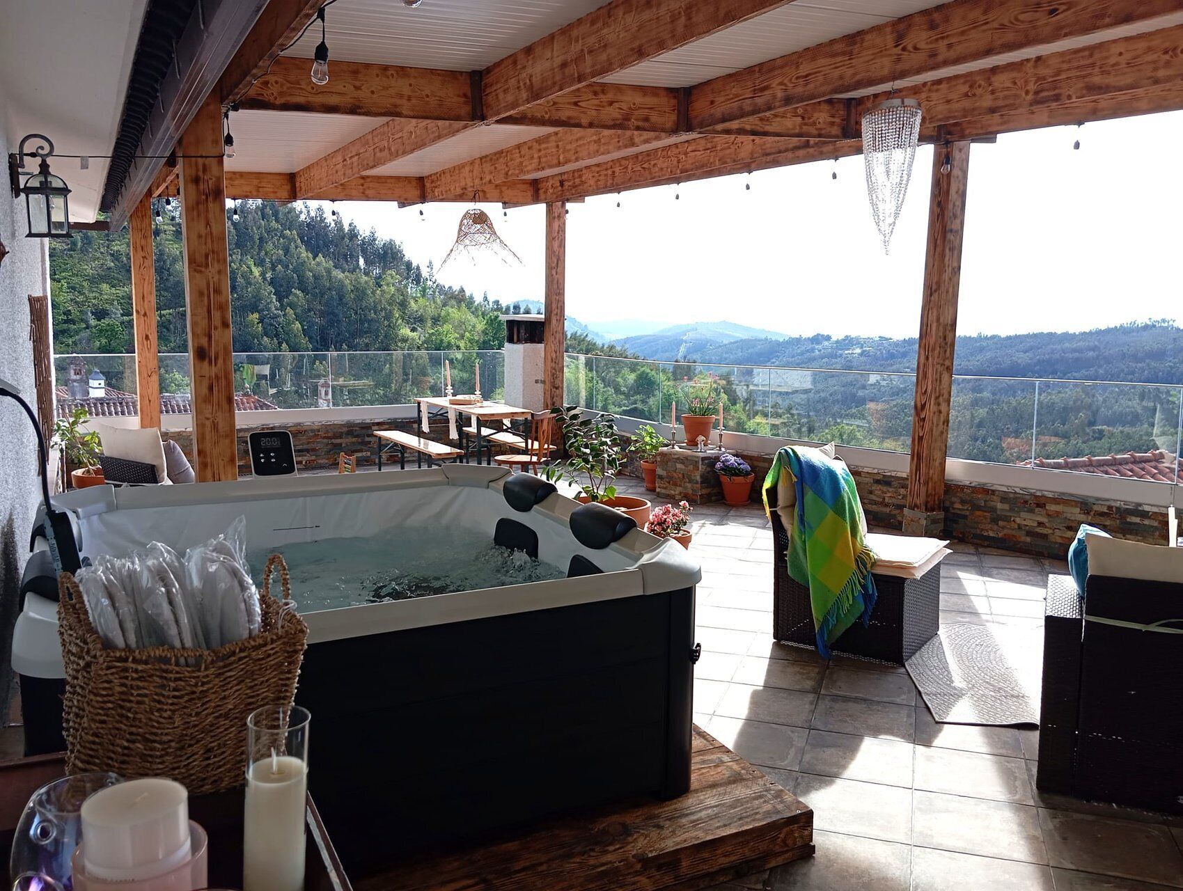 Baignoire à remous extérieure