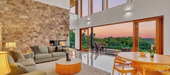 The Haven Montville 4-bedroom: air-con, secure garage, luxury panoramic views