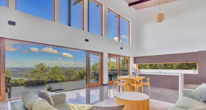 The Haven Montville 4-bedroom: air-con, secure garage, luxury panoramic views