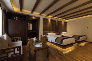 Signature Twin Room, Courtyard View - Shangri-La Moon Tibetan Boutique Hotel (Shangri-La)