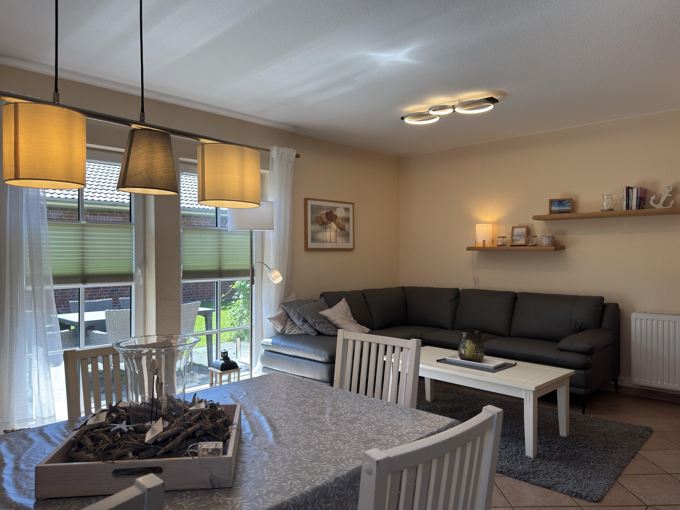 Classic House, 3 Bedrooms | Living room