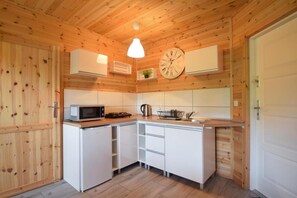 Private kitchen - Comfortable Holiday Homes With Terraces, Sarbinowo (Mielno)