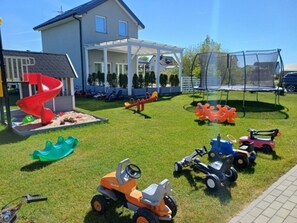 Garden - Comfortable Holiday Homes With Terraces, Sarbinowo (Mielno)