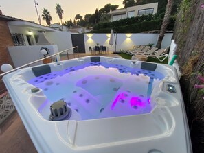 Terrace/patio - Duna House Private Jacuzzi and Pool Lloret de Mar (Lloret de Mar)