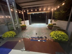 Klassieke studio, balkon, uitzicht op stad