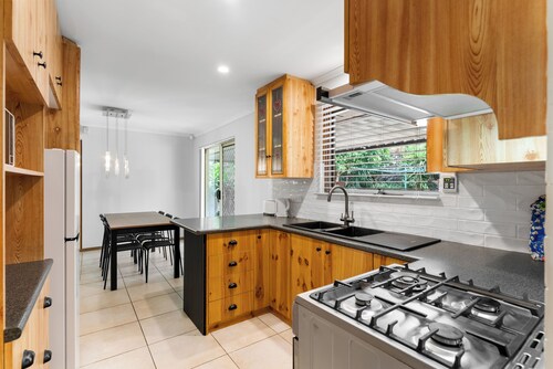 Private 4BR Garden Haven | Spacious & Serene
