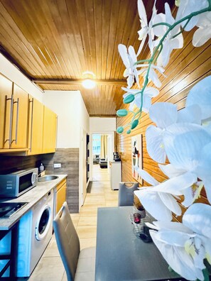 Basic Apartment - Modern Studio for 3 Near FAC Platz (Wien)