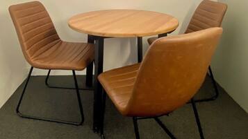 Superior Twin Room | Dining