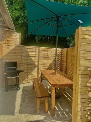 Outdoor dining - Accommodation Sea & Ocean (Lesparre-Médoc)