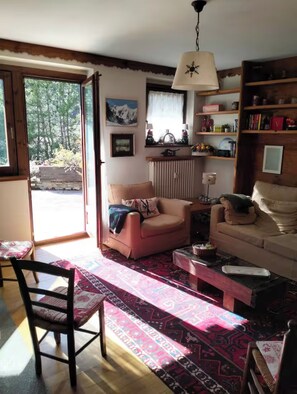 Unclassified image, 2 of 25, button - Vrbo Property (Courmayeur)