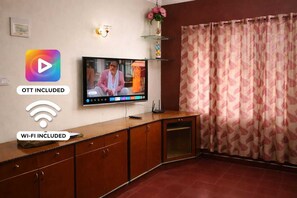 Interior - Spacious 3BHK Apartment in Kalyan Nagar Bengaluru Family Friendly with WiFi (Bengaluru)
