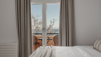 Superior Room, Balcony, Partial Sea View