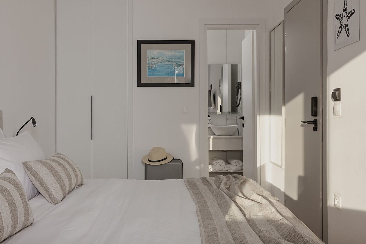 Standard Room, City View