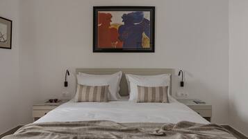 Family Suite, Balcony, Partial Sea View