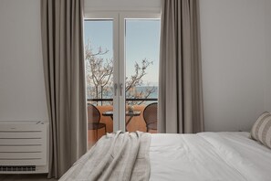 Deluxe-værelse - balkon - havudsigt | Pengeskab på værelset, strygejern/strygebræt, gratis Wi-Fi