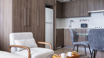 Studio, pemandangan laut | Interior