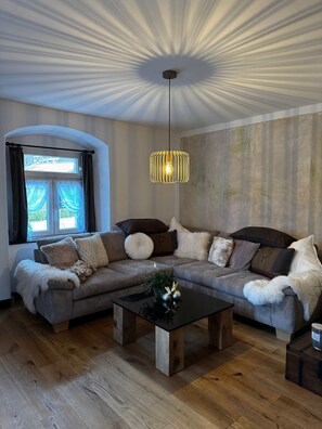 Oklassificerad bild, 3 av 12, knapp