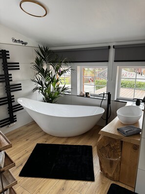 Oklassificerad bild, 2 av 12, knapp