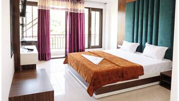 Deluxe Double Room, City View