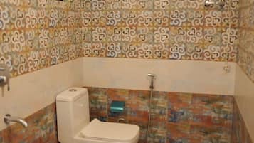 Double Room | Bathroom