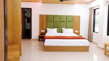 Deluxe Double Room, City View