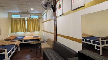 Kamar Keluarga, kamar mandi umum | Wi-Fi gratis dan seprai linen