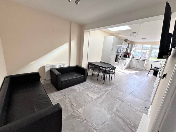 Unclassified image, 1 of 52, button