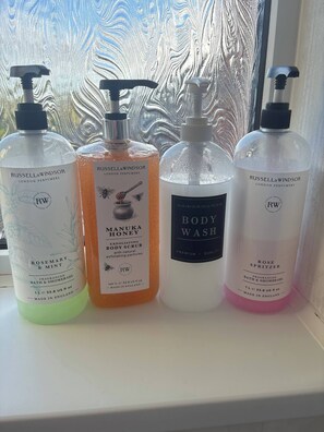 Bathroom amenities