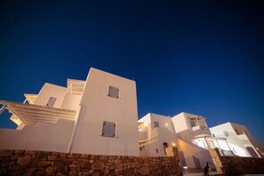 Exterior - Villa 'Bridal Suite Lefkippi' with Private Terrace, Wi-Fi and Air Conditioning (Koufonisi)