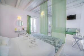 1 bedroom, WiFi, bed sheets - Villa Ianira with Private Terrace, Wi-Fi and Air Conditioning (Koufonisi)