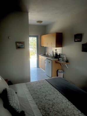 1 bedroom, WiFi, bed sheets - Cozy  twin beds studio Kalymnos (Kalimnos)