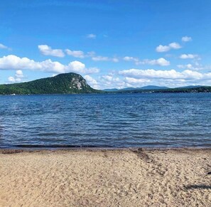 Beach - Nature cottage on Lake Lyster - Kayak & Spa (Coaticook)