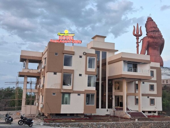 Exterior - Papaya Leaf Resort Nathdwara (Nathdwara)