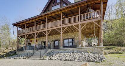 210-Acre Cabin w/ Trails & Hot Tub in Tuscumbia!