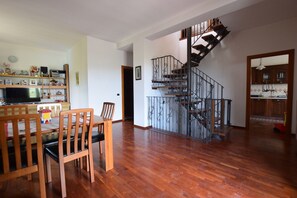 Interior - Villa in Monterosso Almo with 3 bedrooms sleeps 8 (Monterosso Almo)