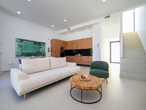TV - Residencial Paraiso by Interhome (Calpe/Calp)