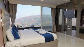 ラグジュアリー ルーム