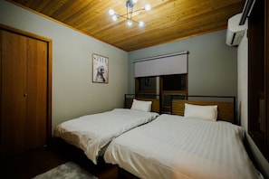 Desk, free WiFi, bed sheets - ROKU Nature  Comfort | Cafe restaurant voucher  / Katta District Miyagi (Katta District)