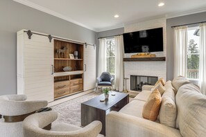 TV, fireplace - 3 Mi to Old Hickory Lake! Luxe Family Getaway (Mt. Juliet)